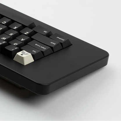 [Group Buy] GMK CYL Noire R2