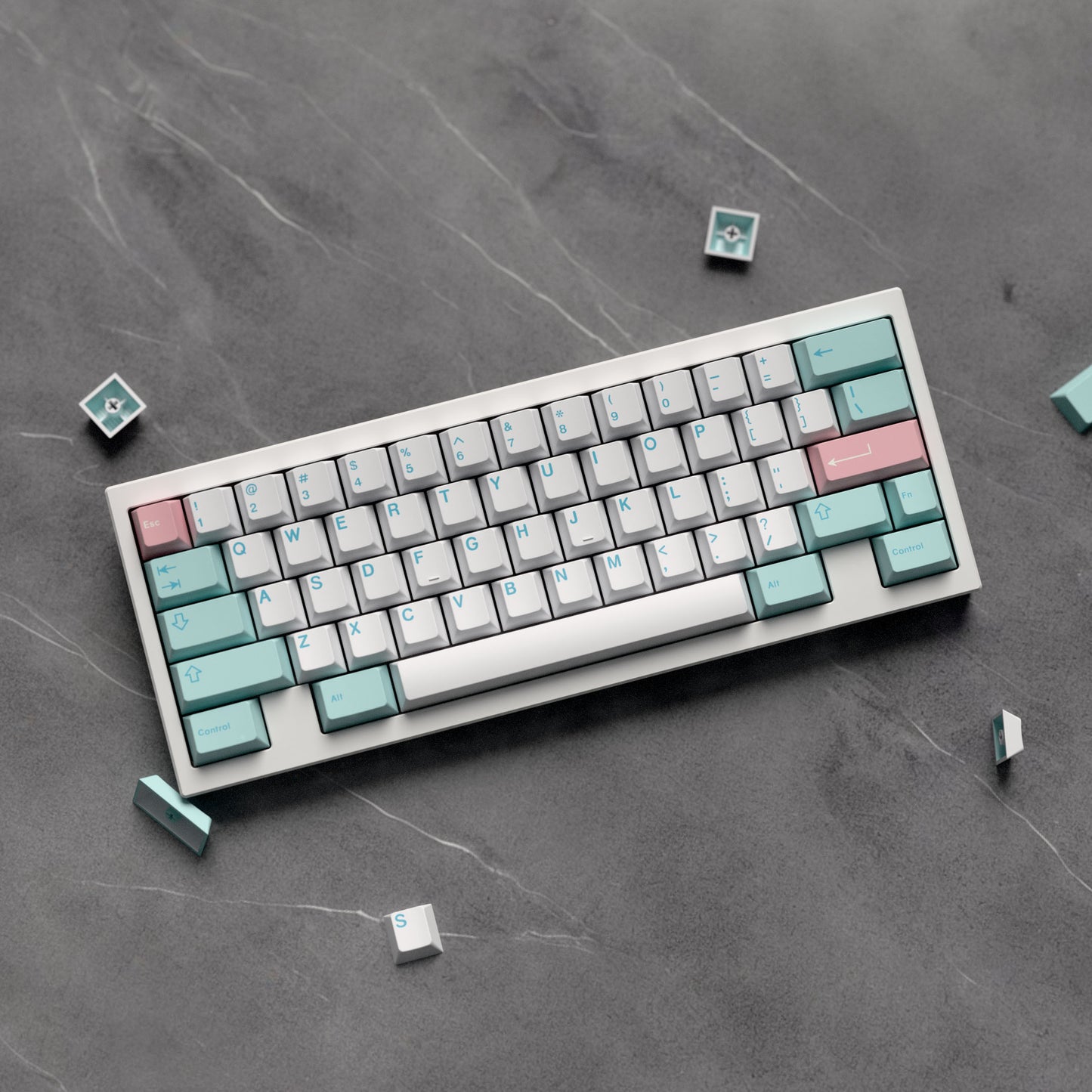 [Group Buy] GMK CYL NOEL R2